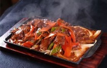 做鐵板小吃哪種最簡(jiǎn)單？初學(xué)者輕松上手的絕佳選擇！