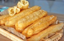 商河縣哪里有學(xué)炸油條的？傳統(tǒng)美食如何進(jìn)入現(xiàn)代市場(chǎng)？
