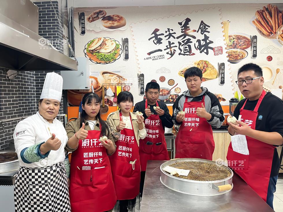 哪里可以學(xué)做包子？想學(xué)早餐包子開(kāi)店的人，先把這幾件事了解清楚